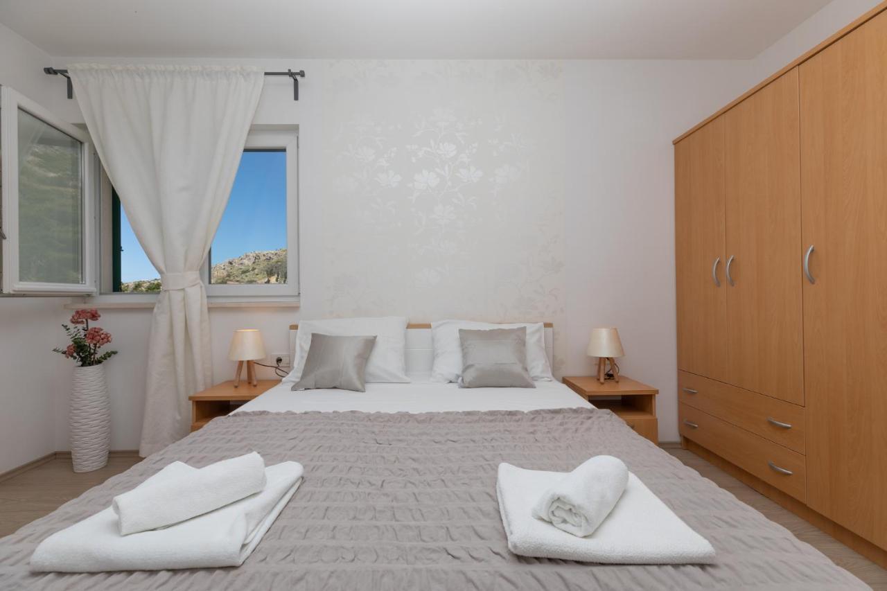 Apartments Villa Carica B&B Mimice Εξωτερικό φωτογραφία