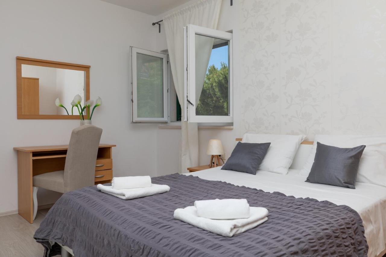 Apartments Villa Carica B&B Mimice Εξωτερικό φωτογραφία