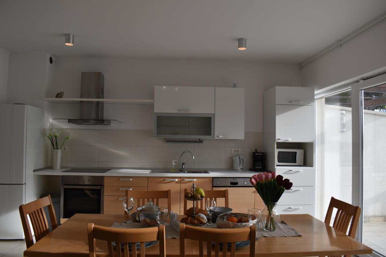 Apartments Villa Carica B&B Mimice Εξωτερικό φωτογραφία